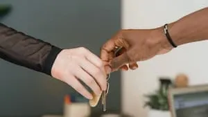 Swapper son immobilier contre des parts de SCPI en 2025 : mode d’emploi et opportunités