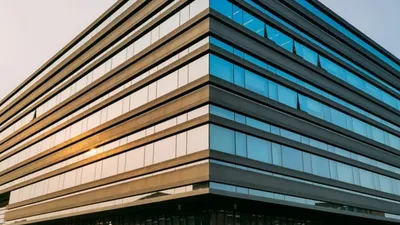 EDHEC IEIF : l’indice de prix immobilier d’entreprise gagne +0,3 % en octobre 2021