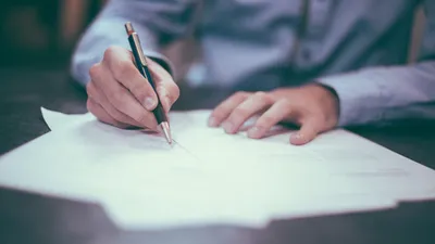 SCPI et assurance-vie : opportunités, fiscalité et vigilance en 2026