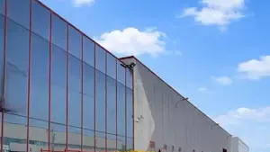 LOG IN signe sa 5ᵉ acquisition en Espagne avec un site industriel à Pampelune