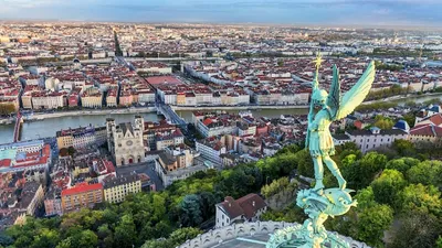 Les cadres quittent Paris au profit de Bordeaux, Nantes ou Lyon.