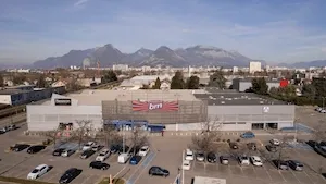 SCPI Iroko Zen : Acquisition de commerces à Échirolles