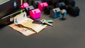 SCPI ou immobilier classique : quel meilleur choix en 2025 ?