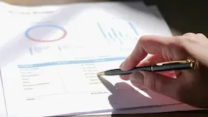 Collecte et performance des fonds immobiliers grand public au S1 2024