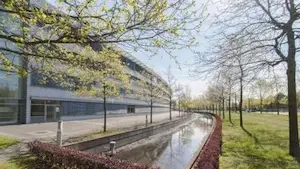 SCPI Eurovalys : Des bureaux transformés en école à Brême