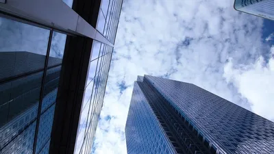 Investir en SCPI ou en immobilier locatif ?