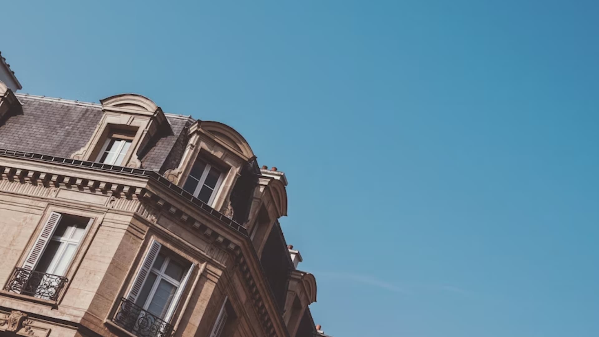 comparatif-investissement-en-scpi-vs-investissement-locatif