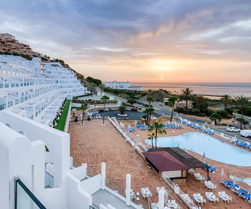 scpi-cristal-life-deuxieme-hoetel-acquis-en-espagne