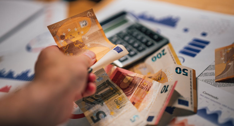 scpi-patrimmo-commerce-19-millions-d'arbitrages-au-1t-2025