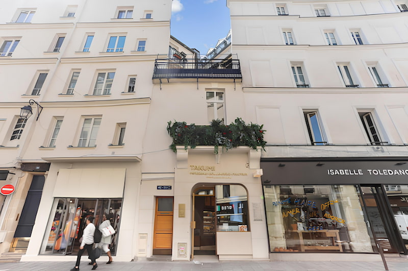 scpi-attraits-pierre-acquisition-d-un-commerce-a-paris-6eme