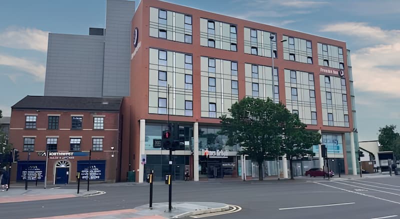 la-scpi-epsicap-explore-acquiert-son-premier-actif